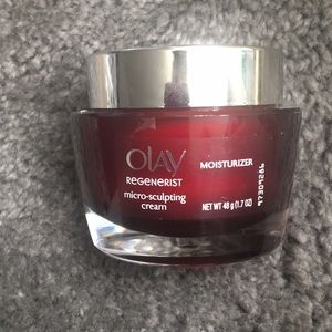 Olay Regenerist Micro-Sculpting Cream Moisturizer
